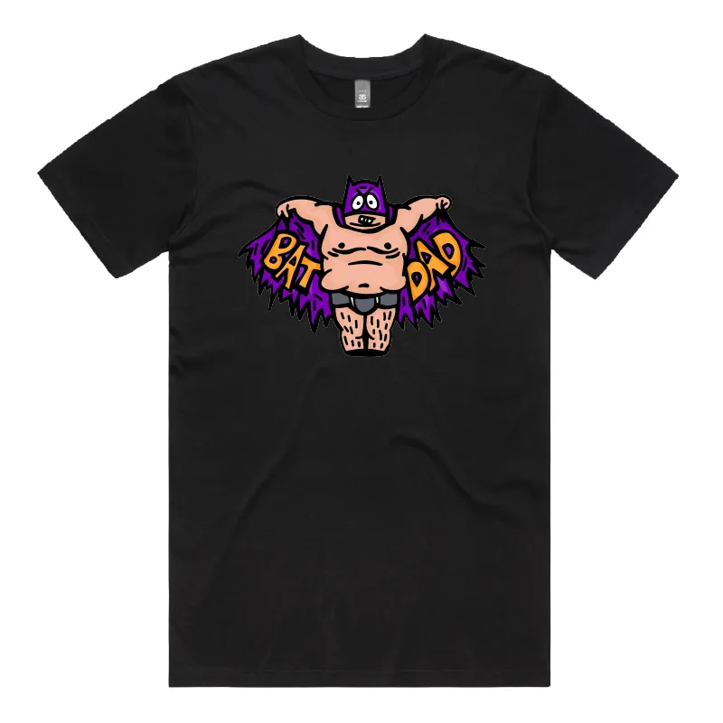 Bat Dad 🦹🏻‍♂️⚾️ - Men's T Shirt