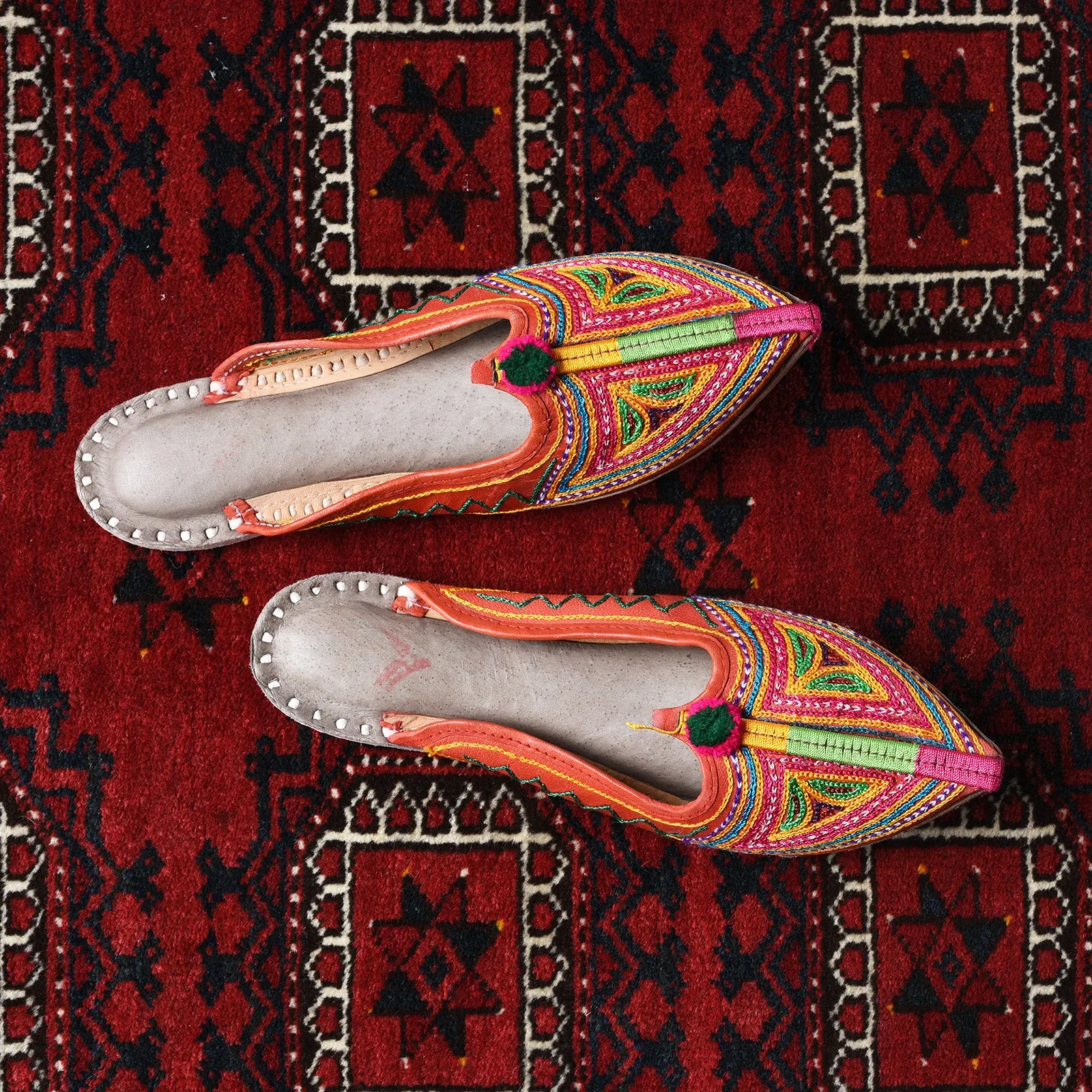 Embroidered Jutti Slippers