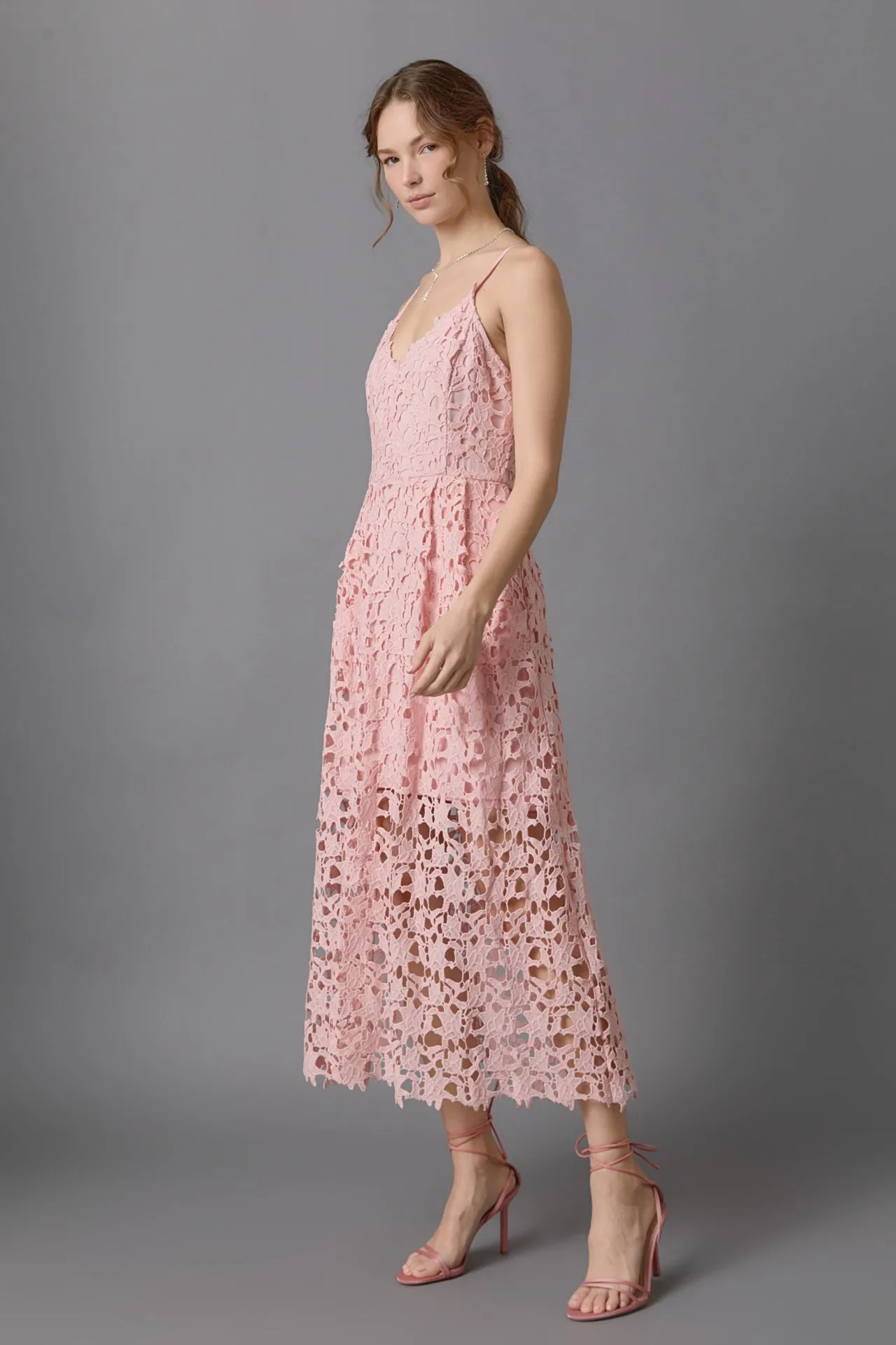 Endless Rose - Lace Midi Dress