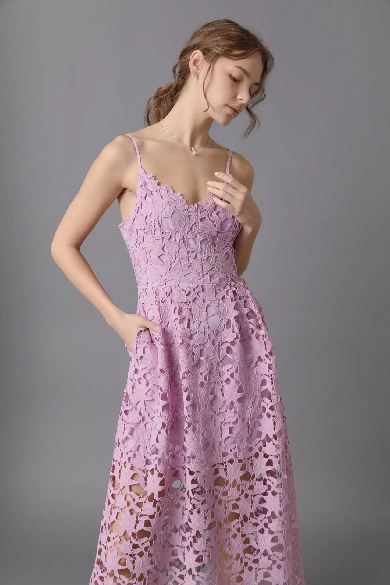 Endless Rose - Lace Midi Dress