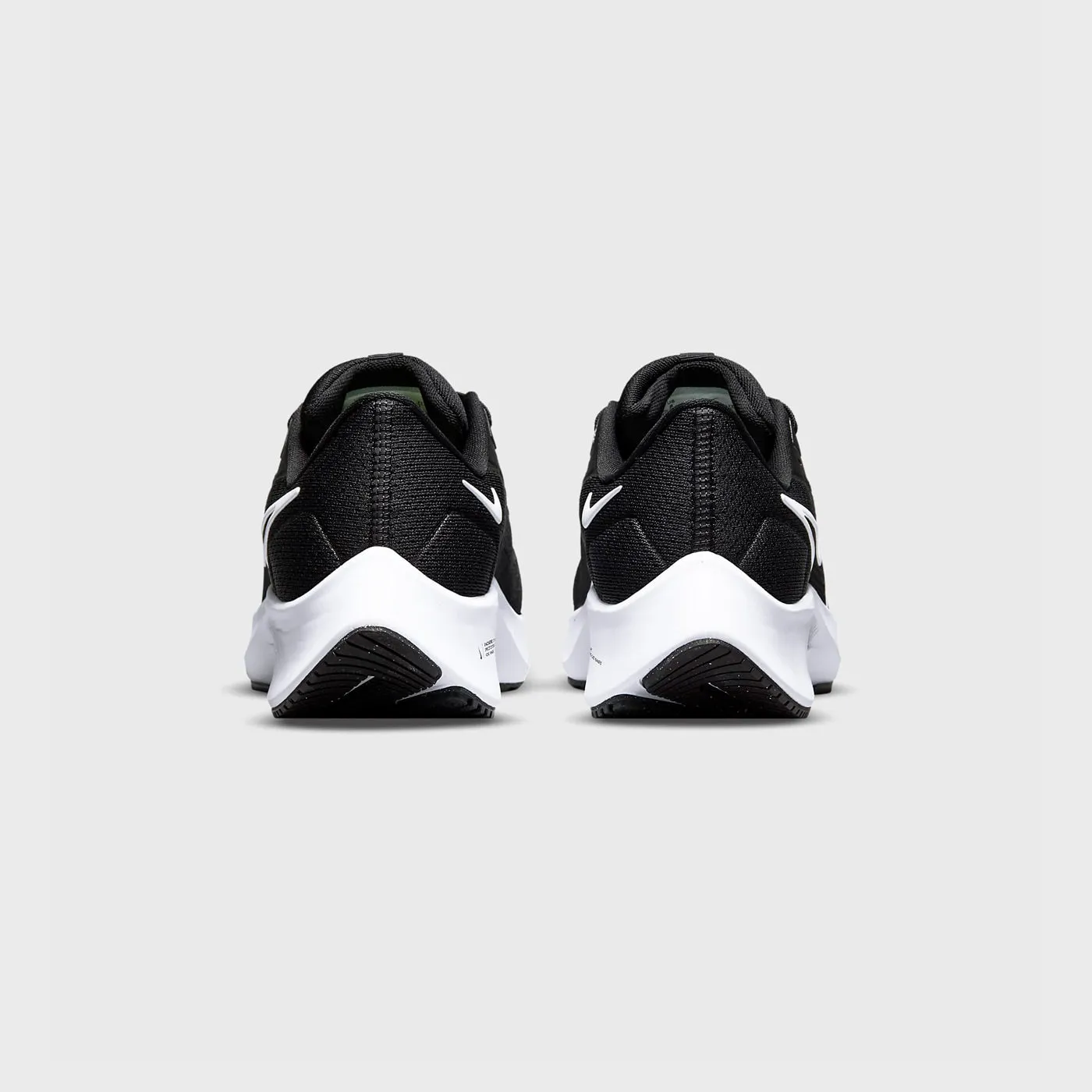 Nike Air Zoom Pegasus 38 Unisex Black/White