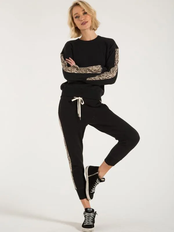 Philanthropy - Azure Sweatshirt in Sand Python